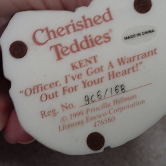 Cherished Teddies Kent "Officer, I've Got A Warrant Out For Your Heart" - Picture 3 of 7